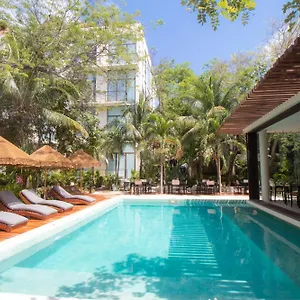 4* Otel Prana Boutique