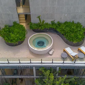 Iik Luxury By Spot Apartment