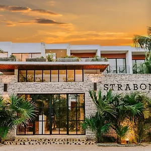 4* Otel The Strabon